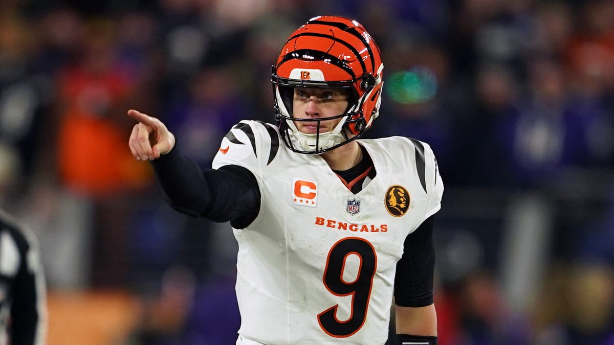 Joe Burrow, Bengals defense top winners, losers in upset of Ravens