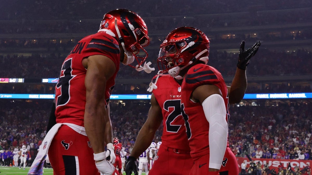 Get tickets to see Xavier Hutchinson vs. the Colts