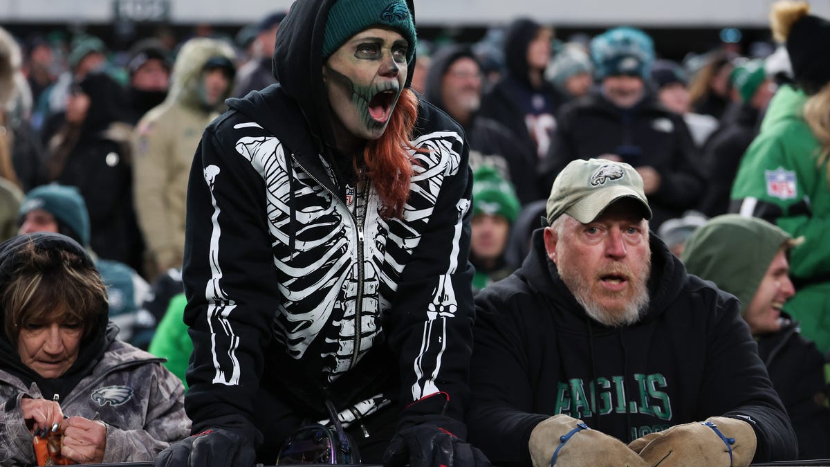 Nick Sirianni, Jalen Hurts stand by Kevin Patullo after loss to Bears