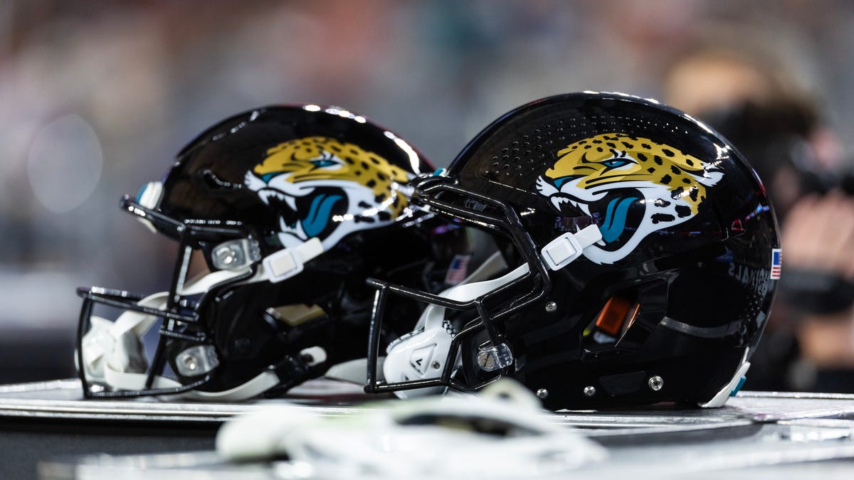 Jaguars downgrade Arik Armstead to questionable for Titans game