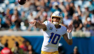 Raiders at Chargers odds, picks and predictions