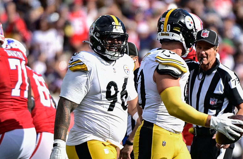 Pittsburgh Steelers DL Daniel Ekuale