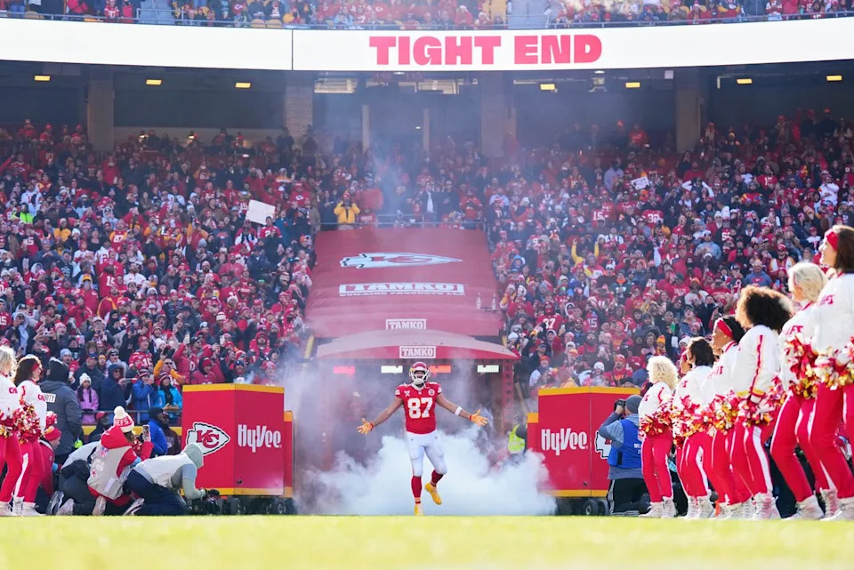 Cooper Neill/Getty Travis Kelce.