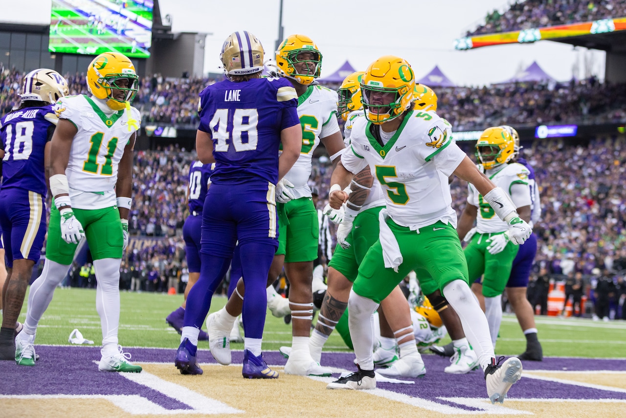 What they’re saying nationally, in Seattle after No. 6 Oregon football defeats Washington