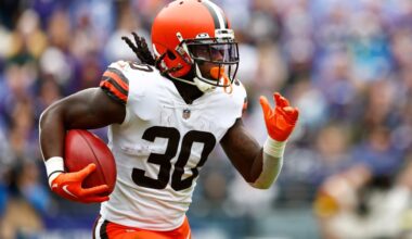 Patriots add depth at running back, linebacker to gameday roster