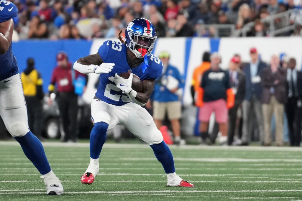 Patriots bring back veteran running back, release Brenden Rice