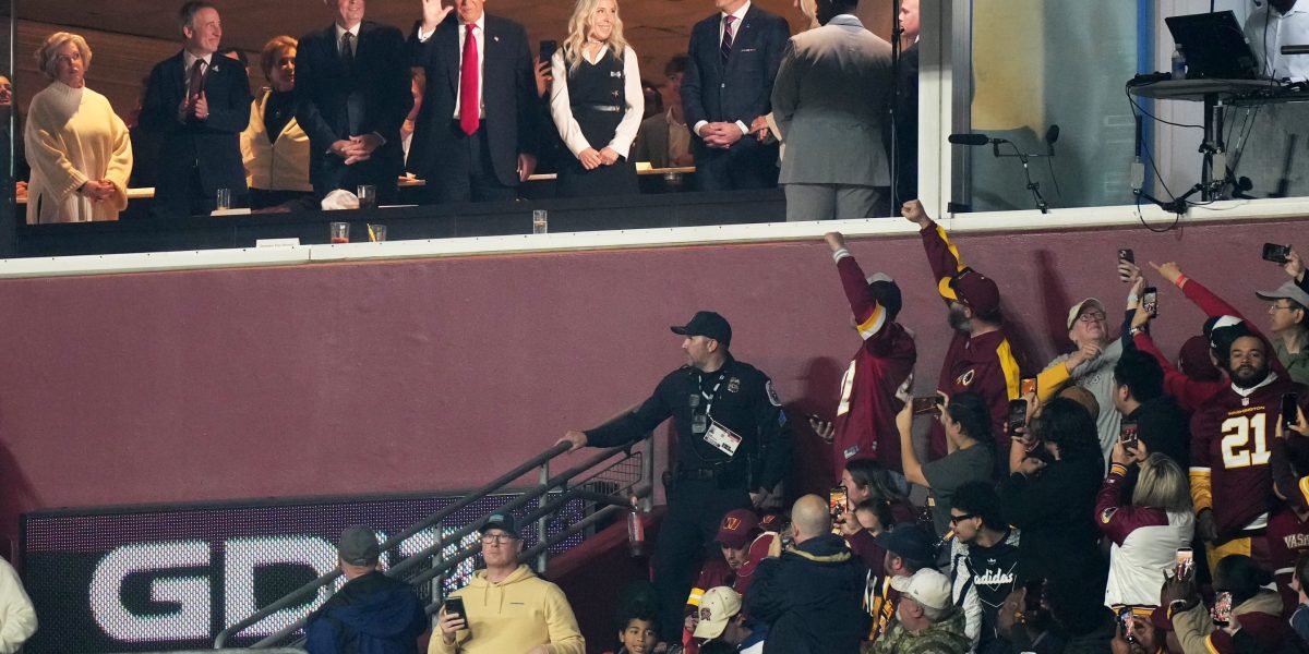 Donald Trump booed as Commanders-Lions football game