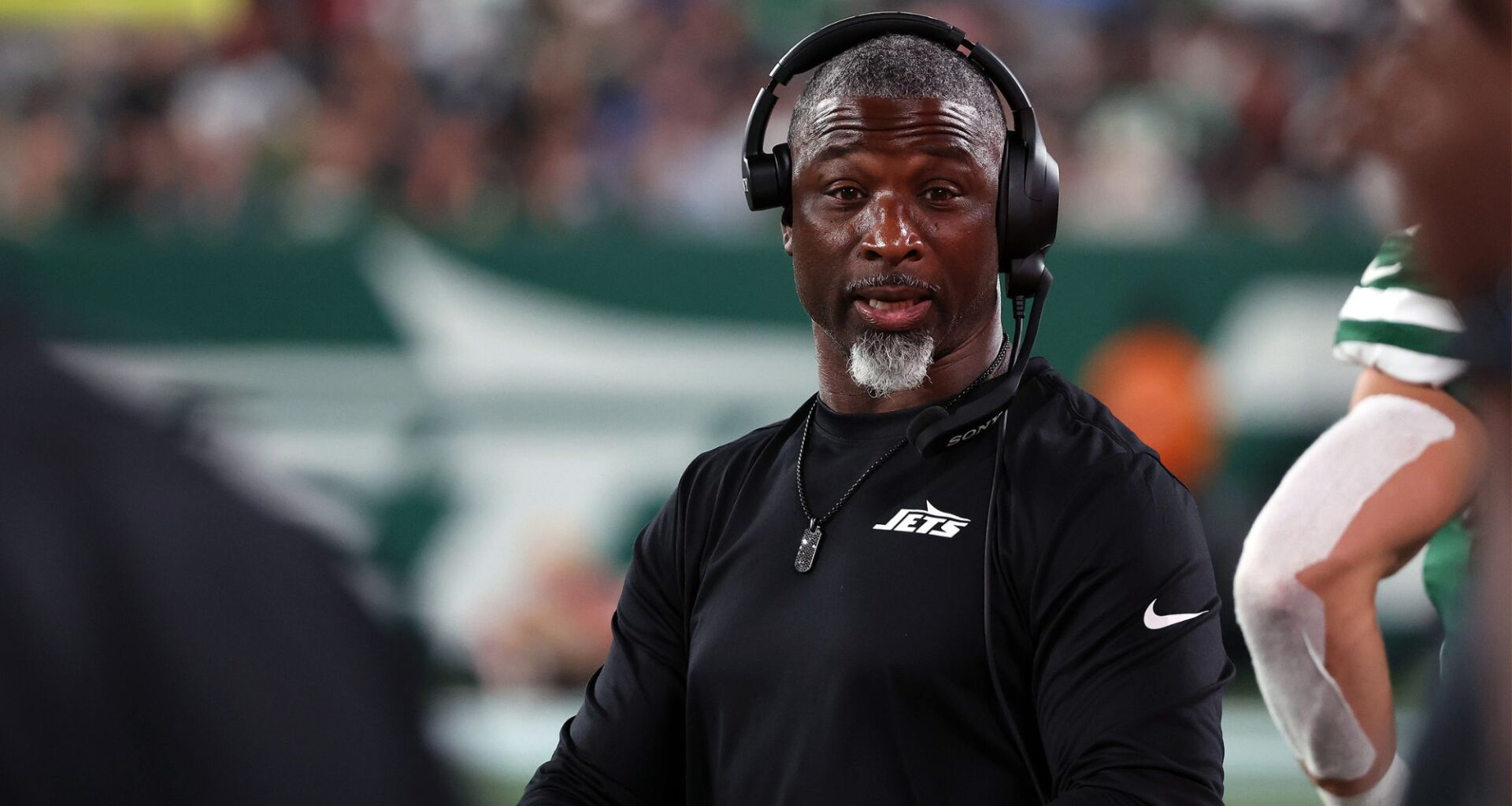 Willie Colon torches NY Jets' Aaron Glenn for controversial decision