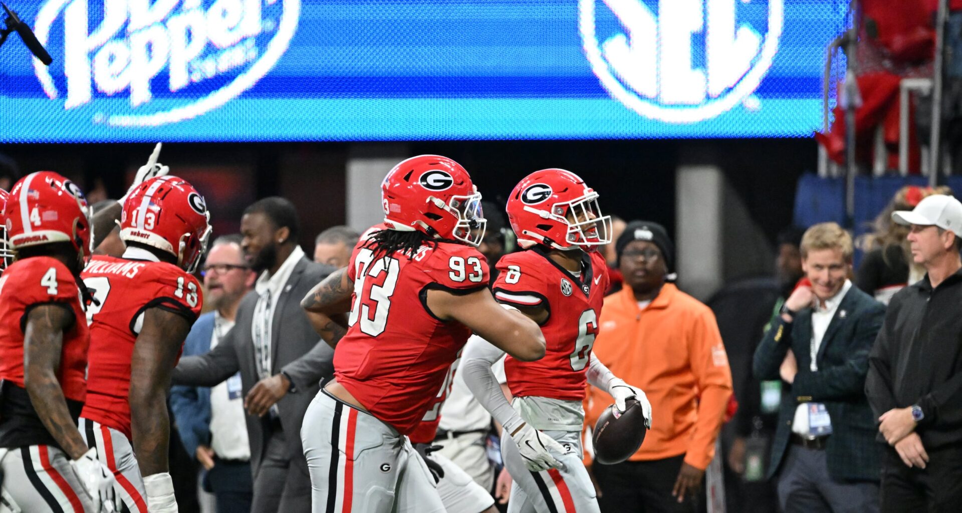 Georgia football clinches spot in 2025 SEC Championship Game, waits to learn opponent