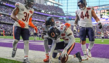 Nahshon Wright tearful over John Beam's death after INT in Bears-Vikings