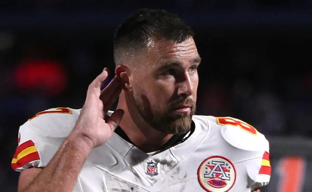 Travis Kelce sends strong message to Broncos amid Chiefs’ shocking 5-5 start