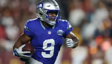 Is Kenneth Walker III playing today for Seahawks vs Titans in Week 12 of 2025 NFL season?