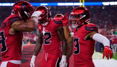 Texans Troll Bills Eating 'buffa𝐋o' Chicken Wings in Viral Video After Win