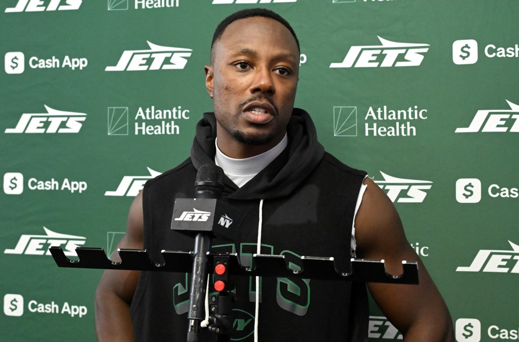 Jets cornerback Brandon Stephens talks with the media on Nov. 26, 2025.
