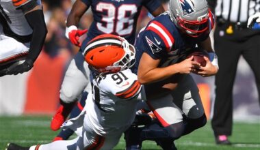 Browns, Wright agree to 3-year, $33 million contract extension