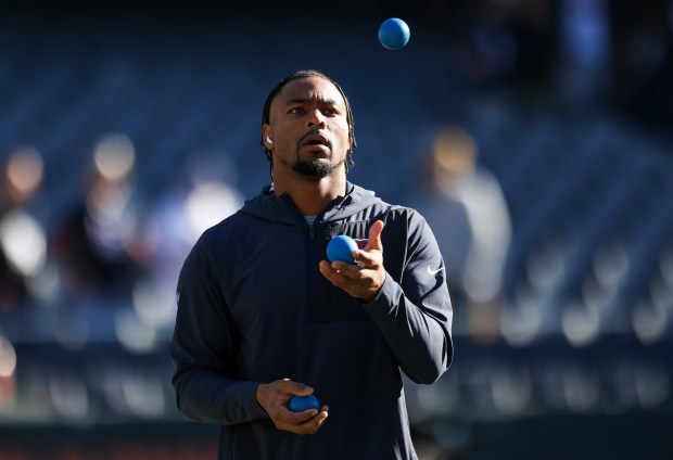 Bears safety Jonathan Owens juggles during warmups before the game against the Steelers on Sunday, Nov. 23, 2025, at Soldier Field. (Eileen T. Meslar/Chicago Tribune)
