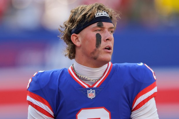 Giants quarterback Jaxson Dart prepares to play against the 49ers on Nov. 2, 2025, in East Rutherford, N.J. (AP Photo/Seth Wenig)