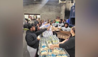 Hayti Football Team and Cheerleaders give back to the community