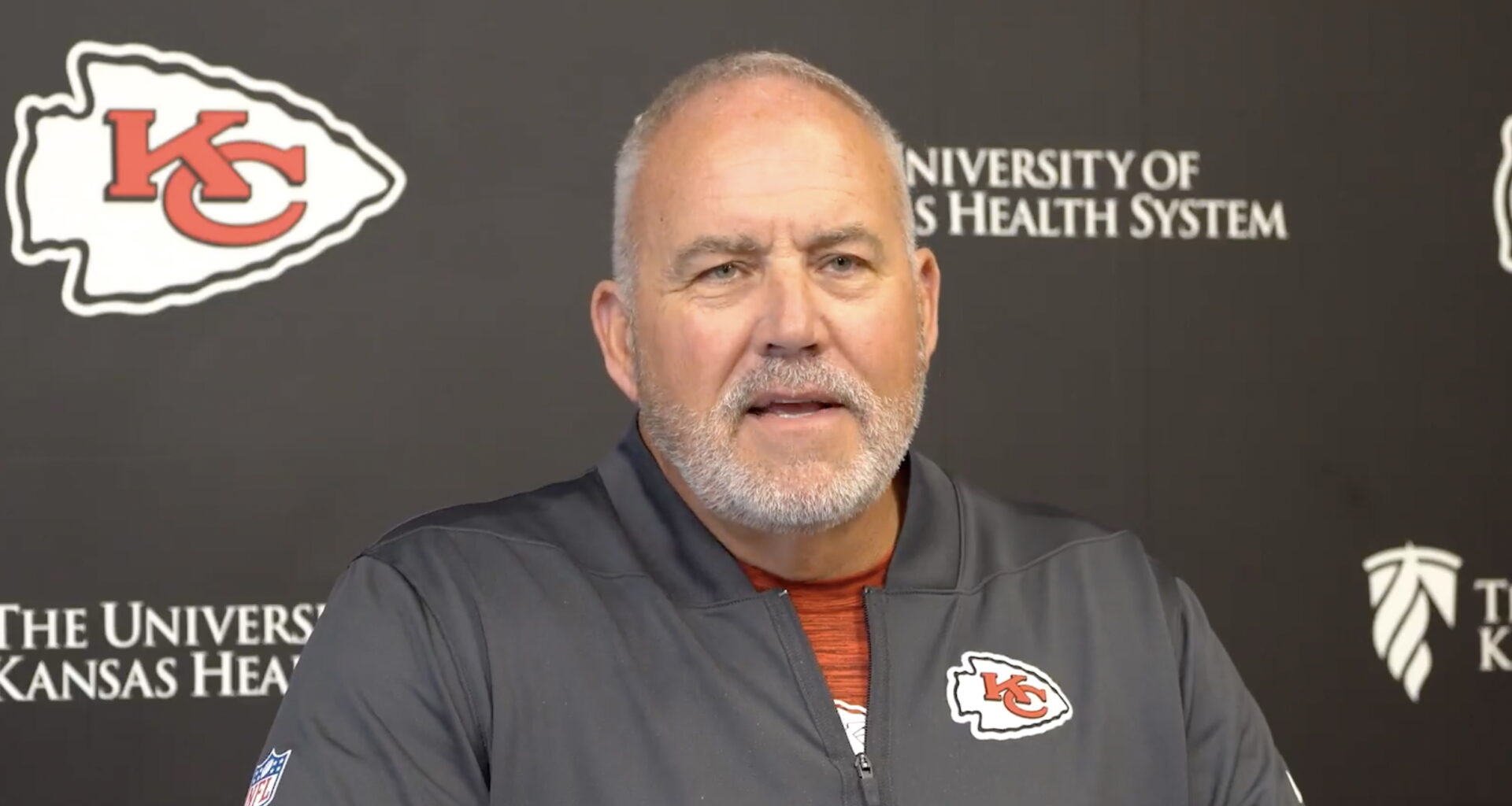 Trump 'has no idea what he's looking at'