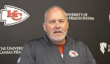 Trump 'has no idea what he's looking at'