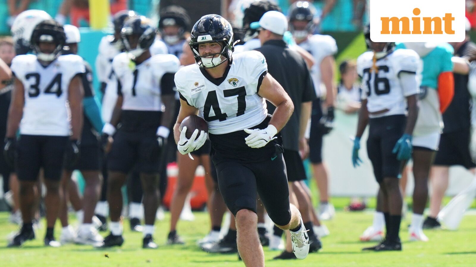 Jacksonville Jaguars tight end Patrick Herbert (47) runs drills during a joint NFL football practice