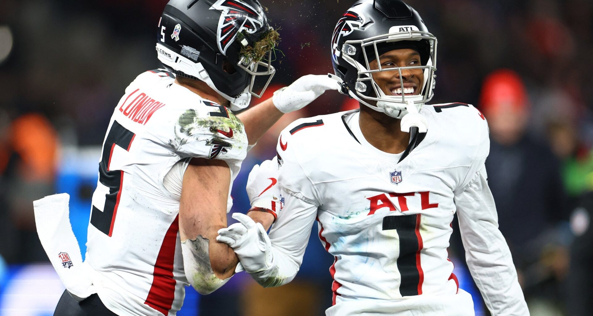 Star WR's Status Revealed Ahead of Falcons-Panthers