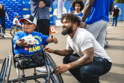 Kyren Williams making a fan's day with a cool picture