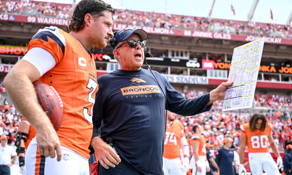 Lutz, Payton remain perfect match after he agrees on extension with Broncos