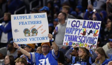 Why is Lions-Packers Thanksgiving game kicking off at 1 p.m.?