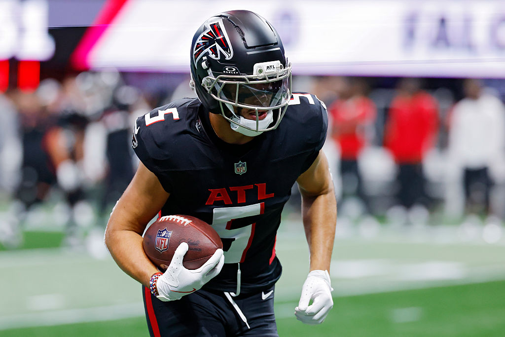 Drake London makes a catch ahead of NFL Week 10