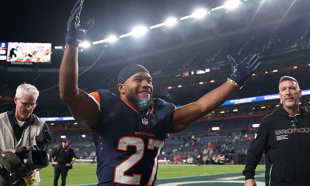 Broncos don't make a move with J.K. Dobbins, which is a good sign for now