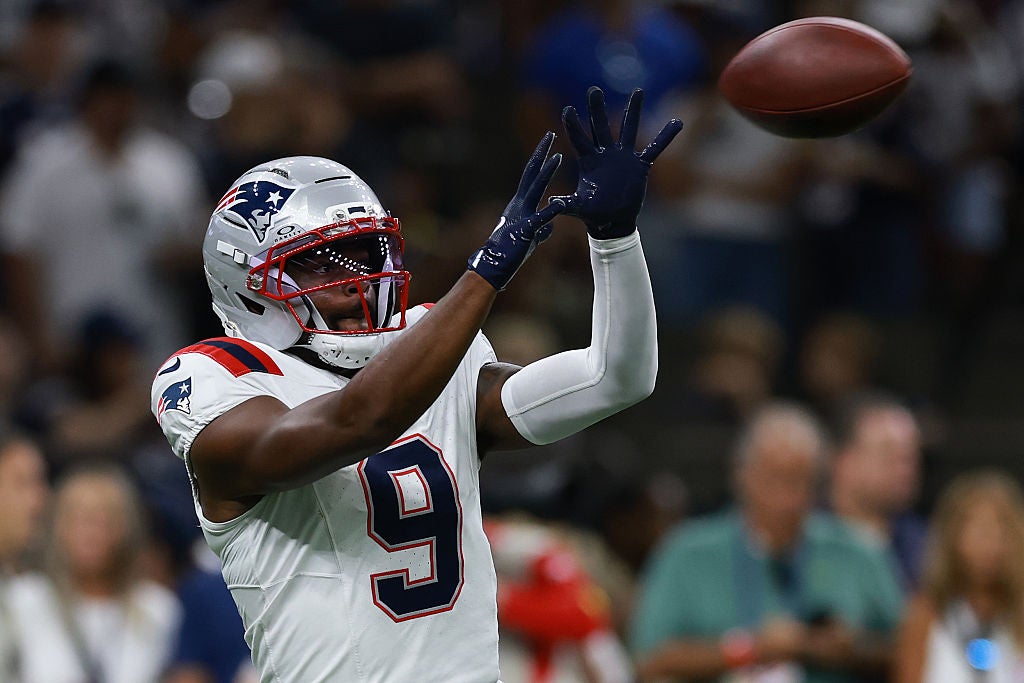 Latest practice report adds clarity to Patriots injury situations - 98.5 The Sports Hub