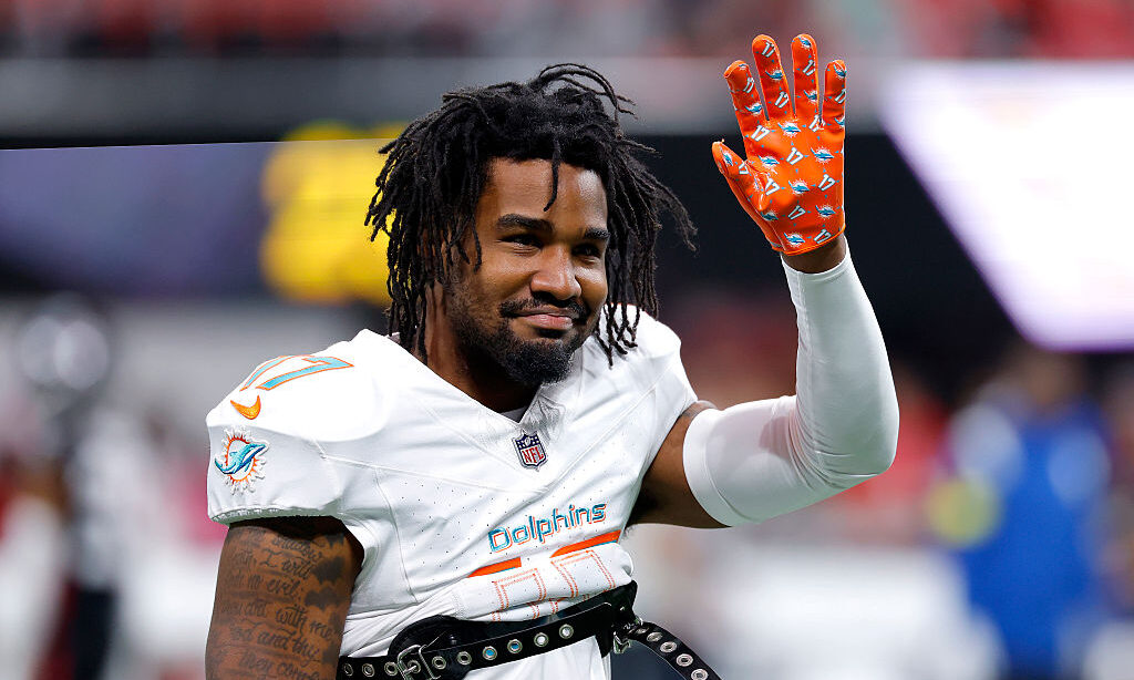 Broncos Waddle away from big trade deadline addition