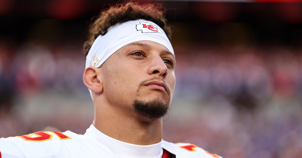 Patrick Mahomes Admits Chiefs Face ‘Uphill Battle’ Sitting Outside Playoffs