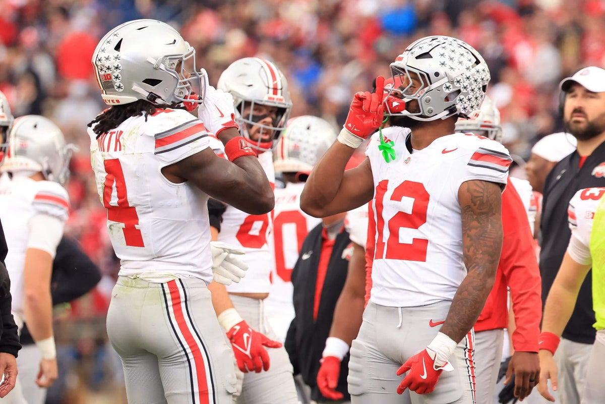 AP Top 25: Ohio State extends No. 1 streak as Indiana stays ahead of Texas A&M