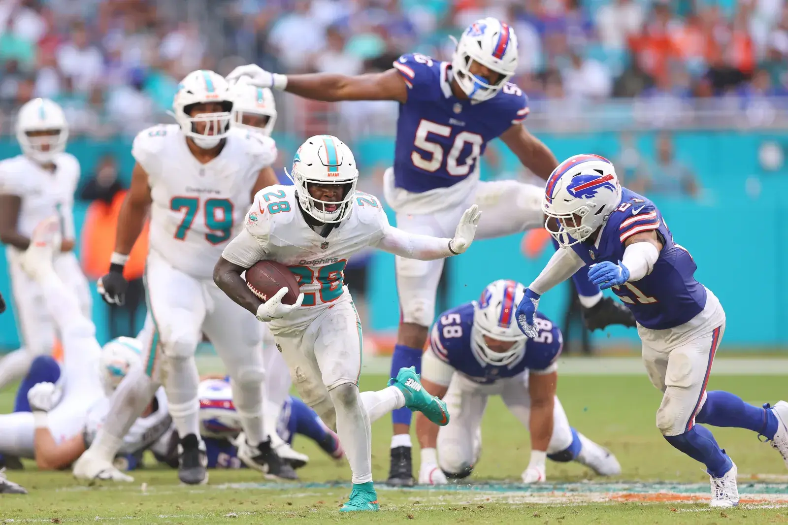 Dolphins running back De'Von Achane