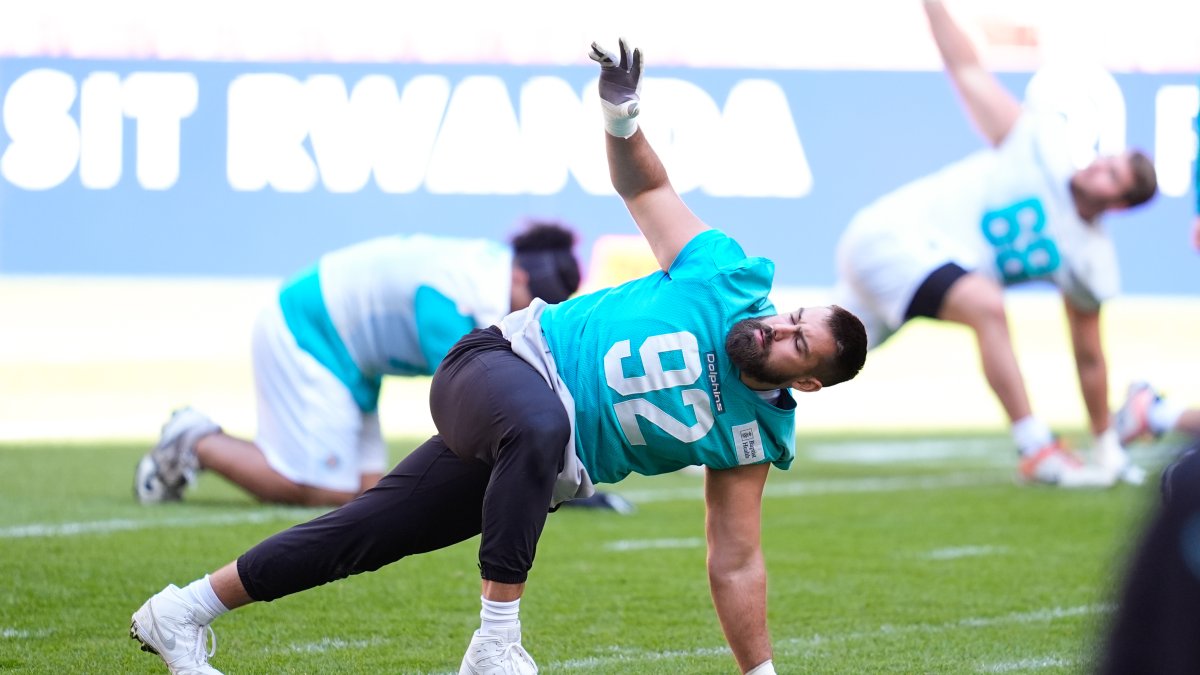 Dolphins, Commanders preparing for Madrid game on rival soccer grounds – NBC 6 South Florida