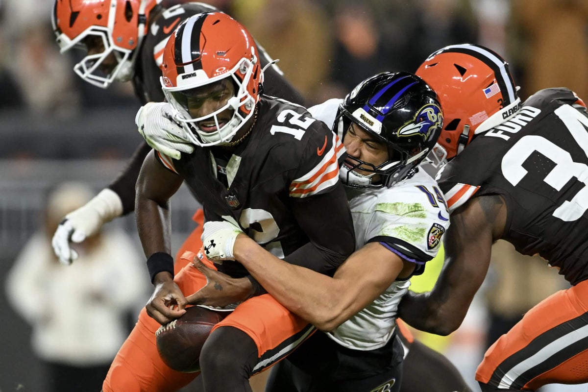 Browns rookie Shedeur Sanders wasn’t playing for a reason. We just saw why