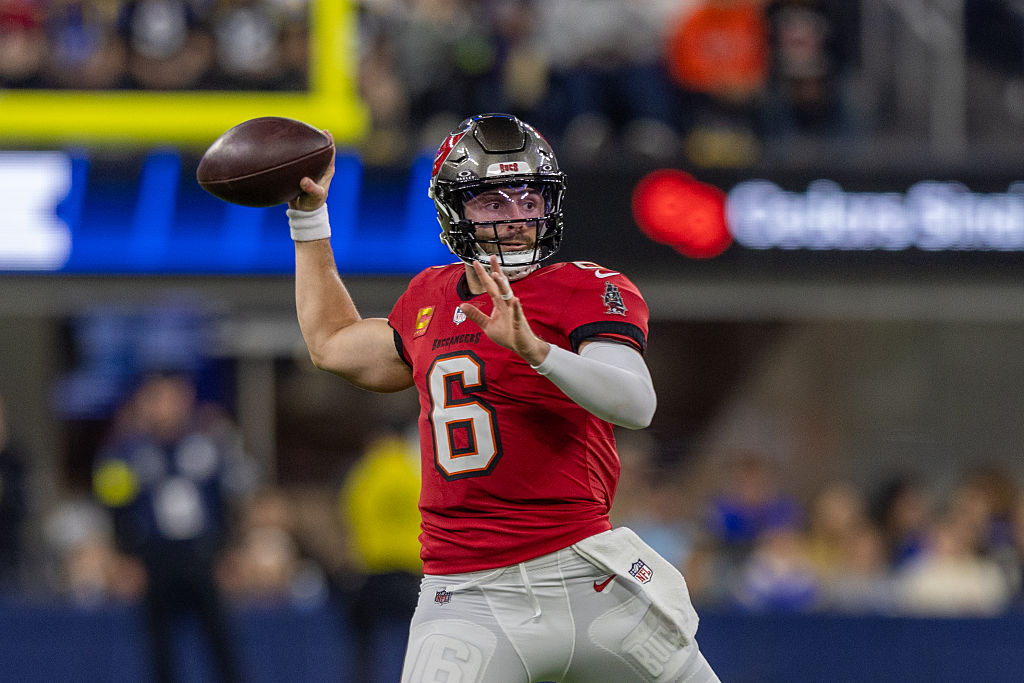 INGLEWOOD, CA - NOVEMBER 23: Tampa Bay Buccaneers quarterback Baker Mayfield (6) looks to throw the ball during the Regular Season game between the Tampa Bay Buccaneers and the Los Angeles Rams on November 23, 2025 at Sofi Stadium in Inglewood, CA. (Photo by Jordon Kelly/Icon Sportswire via Getty Images)
