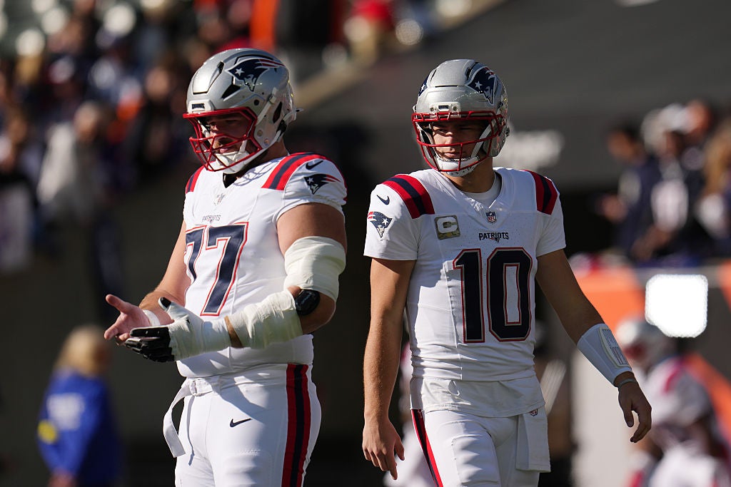 5 Things: Patriots face Monday night test versus Giants heading into bye - 98.5 The Sports Hub