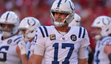 Colts QB Daniel Jones has fractured fibula, plans to play through injury: Report