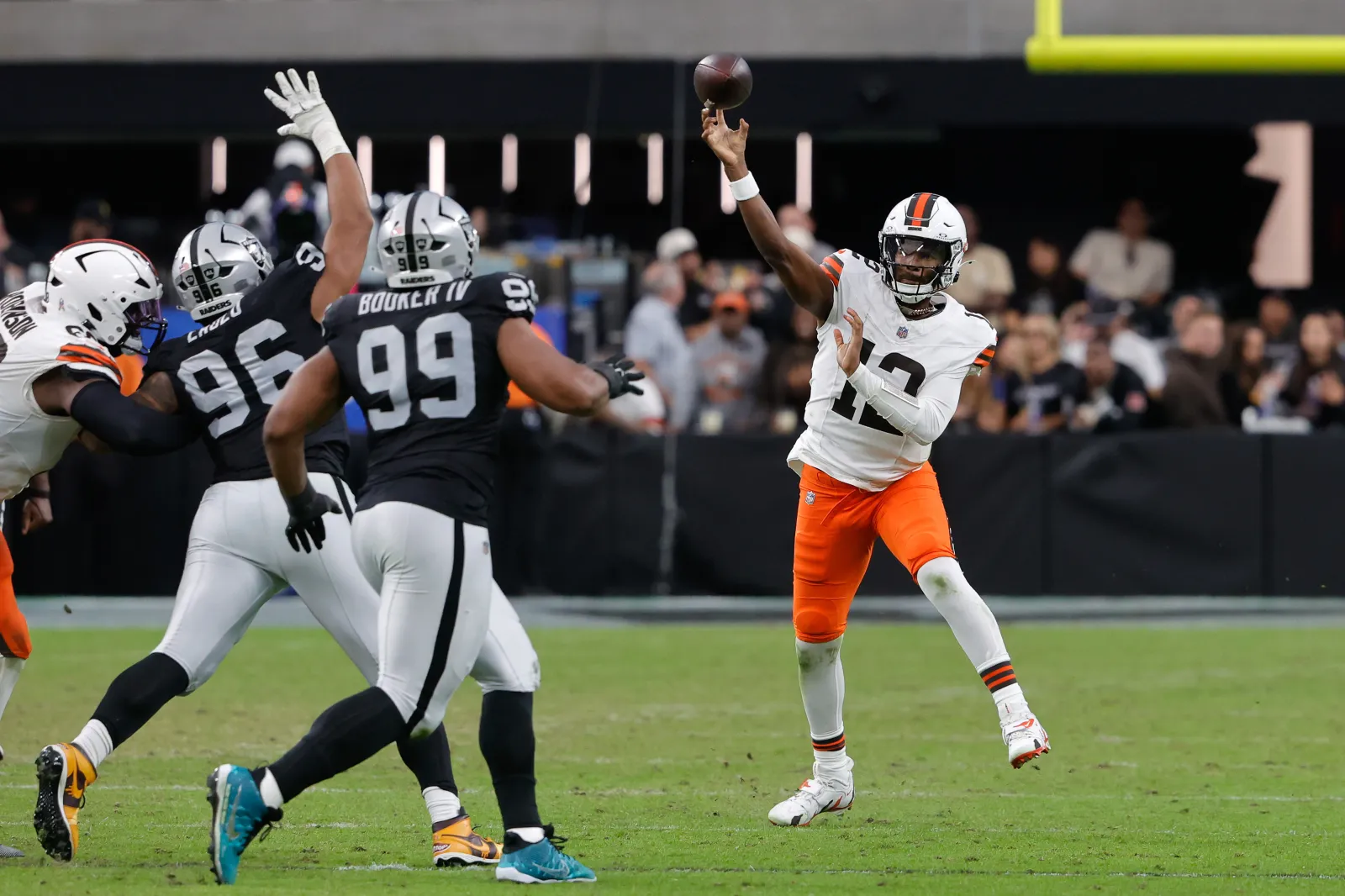 Browns quarterback Shedeur Sanders