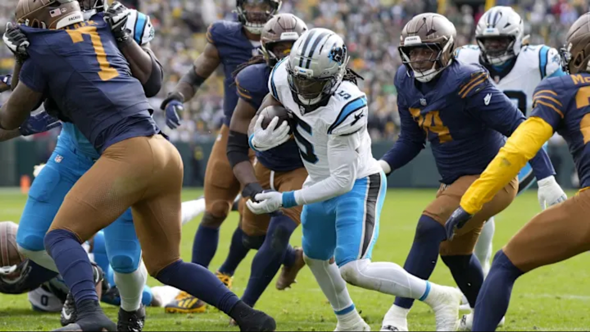 Carolina Panthers Shock Green Bay Packers on the Road 16-13