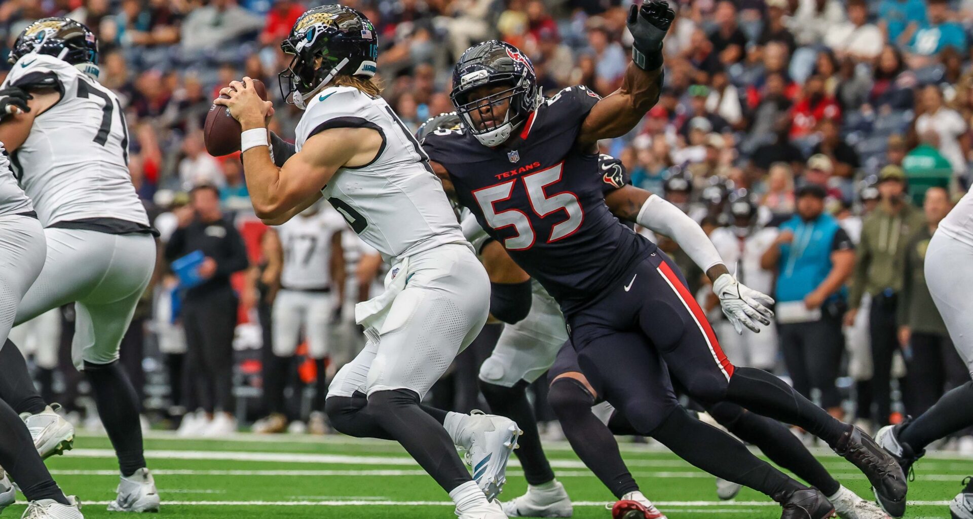 Texans DE Danielle Hunter Wins AFC Defensive Player of the Week
