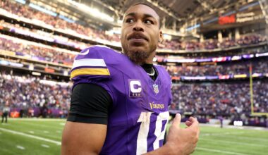 Chicago Bears v Minnesota Vikings - NFL 2025