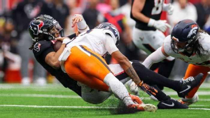 Texans’ C.J. Stroud ‘feeling a little bit better,’ still under NFL concussion protocol, next man up: Davis Mills