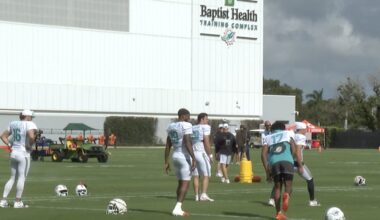 Dolphins seek third straight victory against struggling Saints