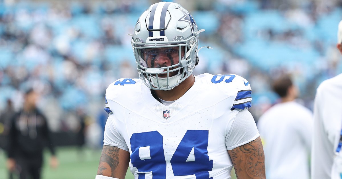 Marshawn Kneeland's Dallas Cowboys Teammates Leave Flowers at His Locker