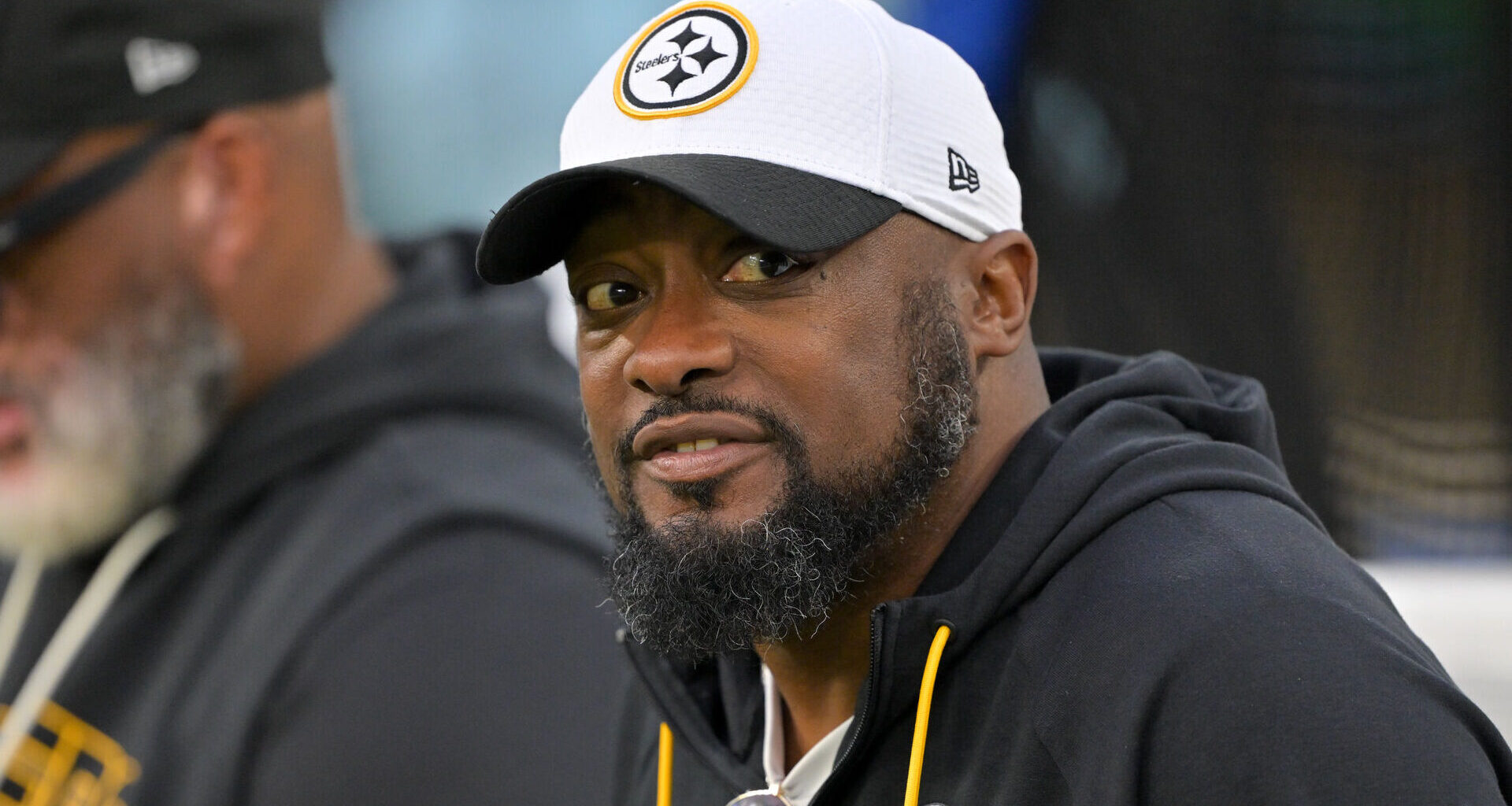 Mike Tomlin Issues Heartwarming Thanksgiving Offer To Steelers