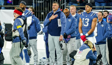 Mike Vrabel's Hilarious Message To Rob Gronkowski Before Contract Signing